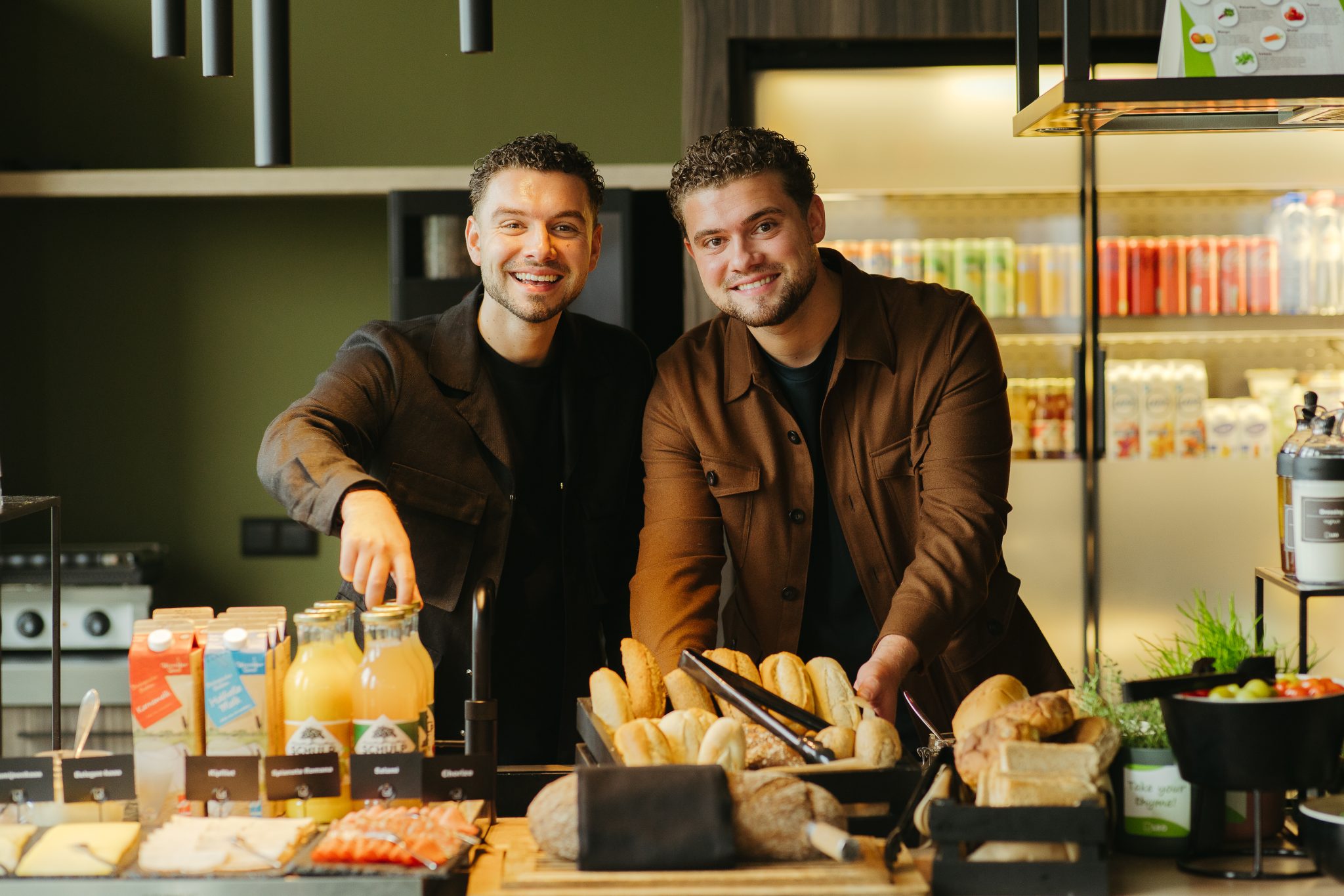 Gezonde bedrijfscatering die stil staat bij de Dag van de Lach 3 mei goed voor de vitaliteit